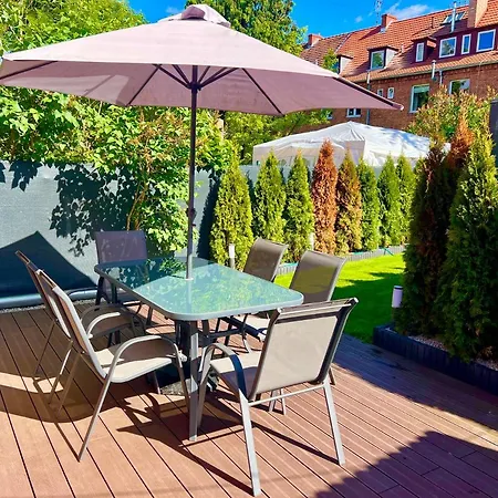 Księżycowy Z Ogrodem- * Sopot